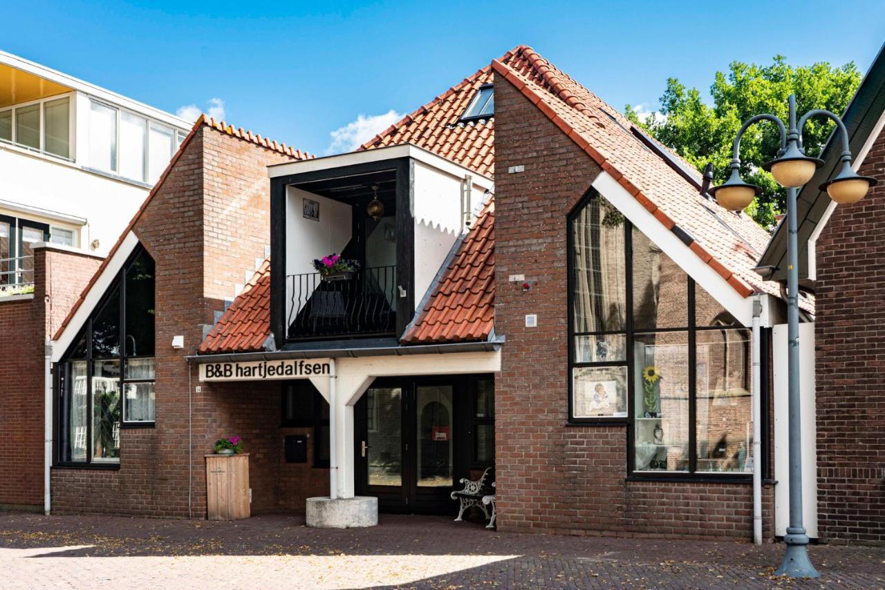 Hartjedalfsen Bed & Breakfast Exterior photo